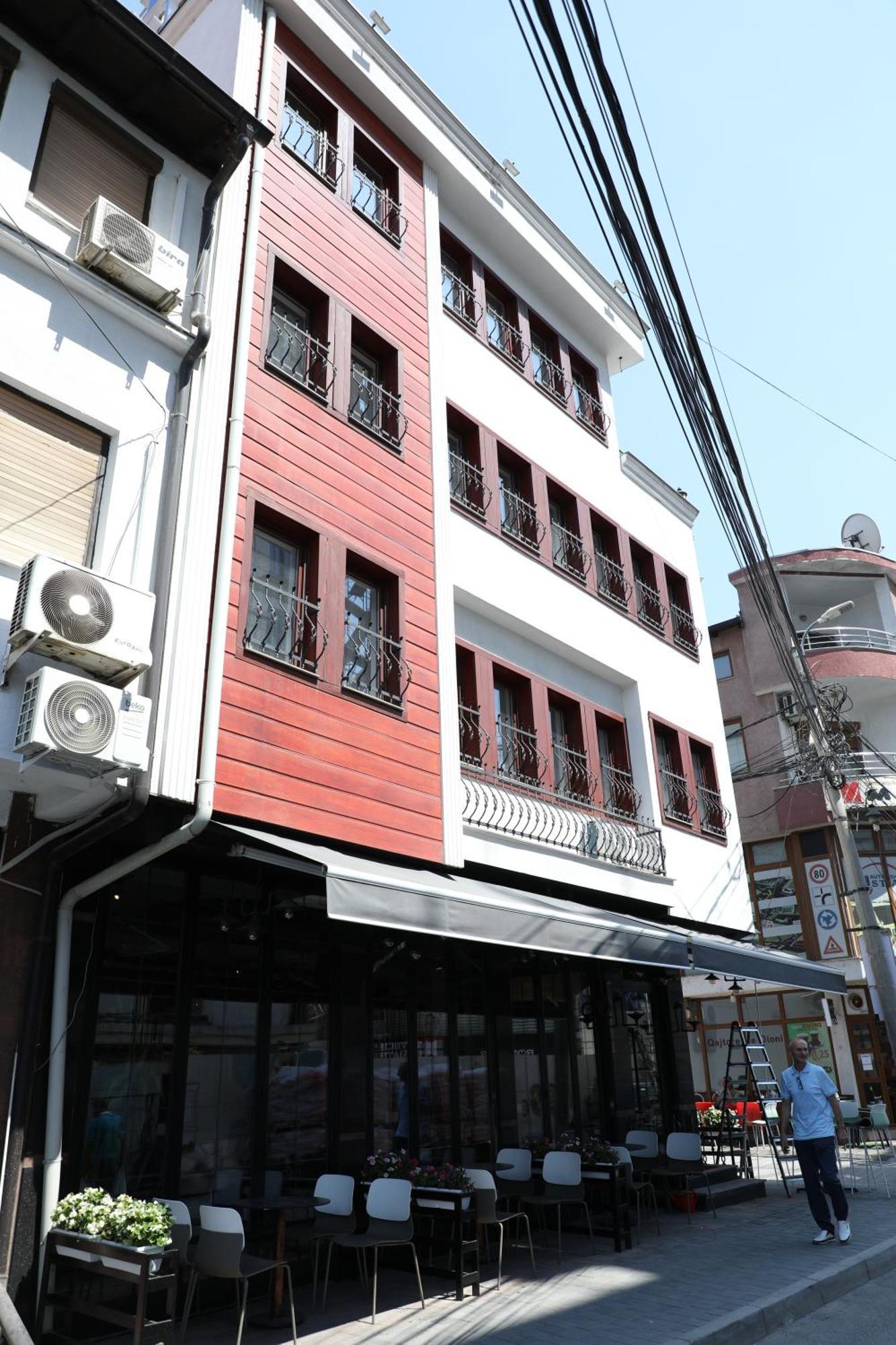 Bruti Hotel Prizren Buitenkant foto